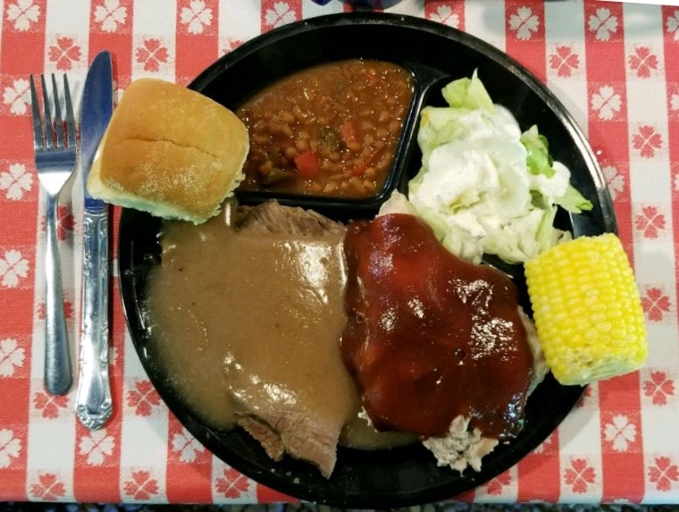 A photo of the hearty chuck wagon dinner.